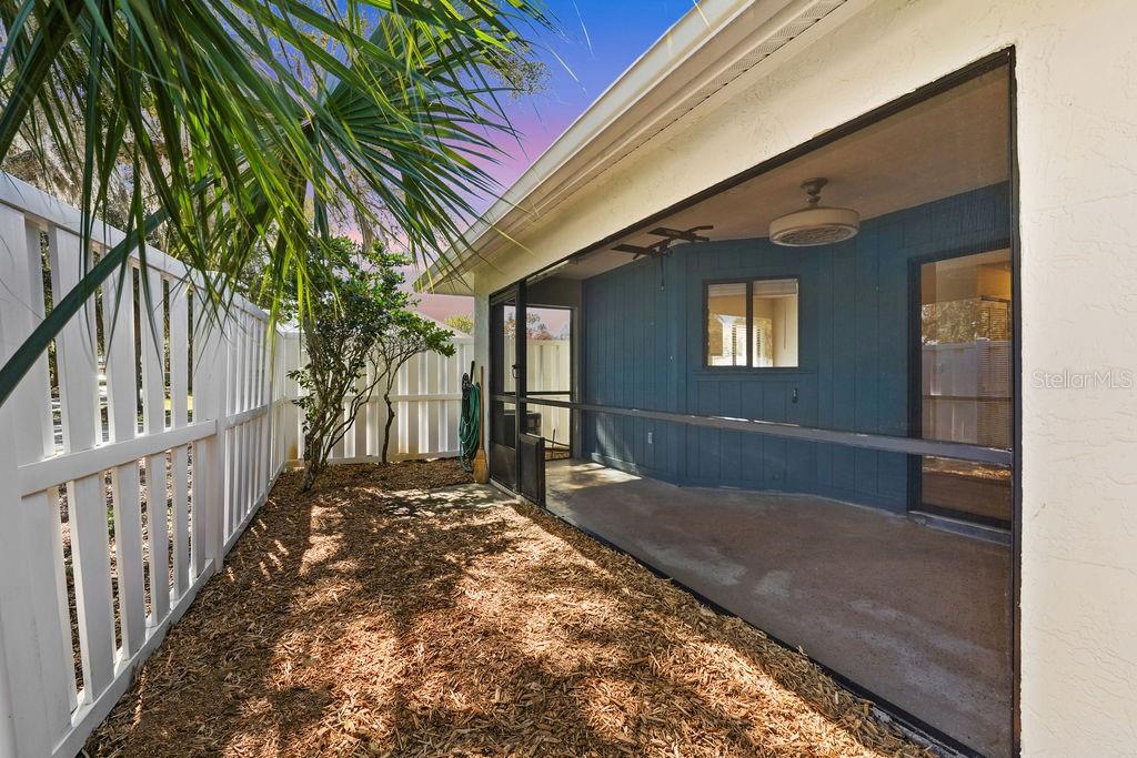 LAKE FOREST SUB - Residential