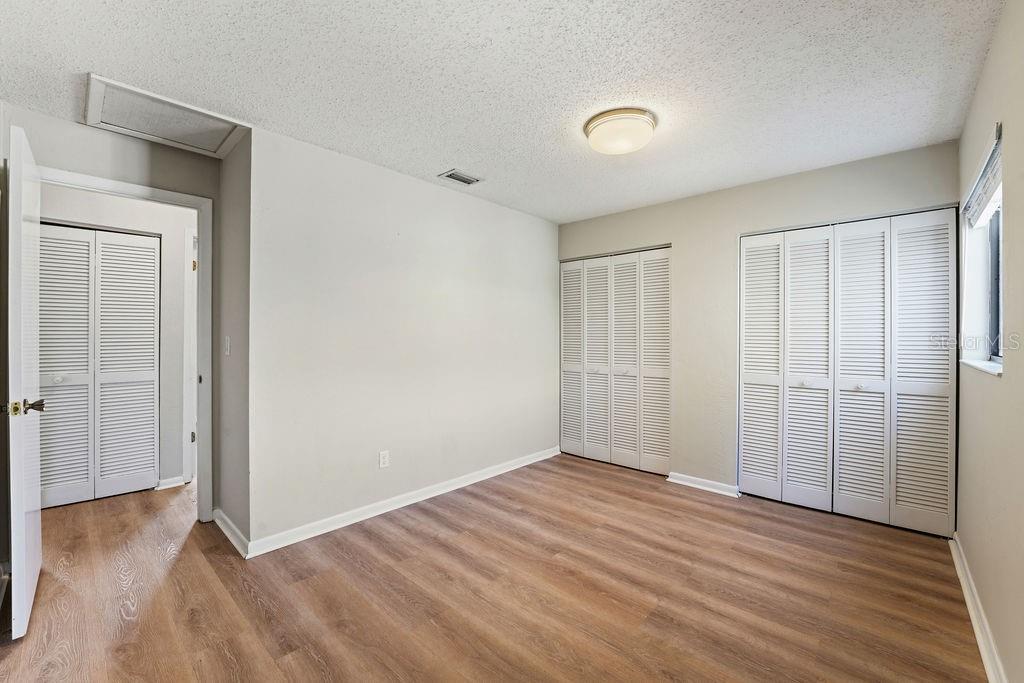 LAKE FOREST SUB - Residential