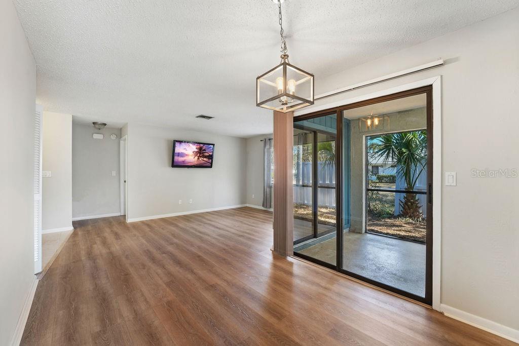 LAKE FOREST SUB - Residential