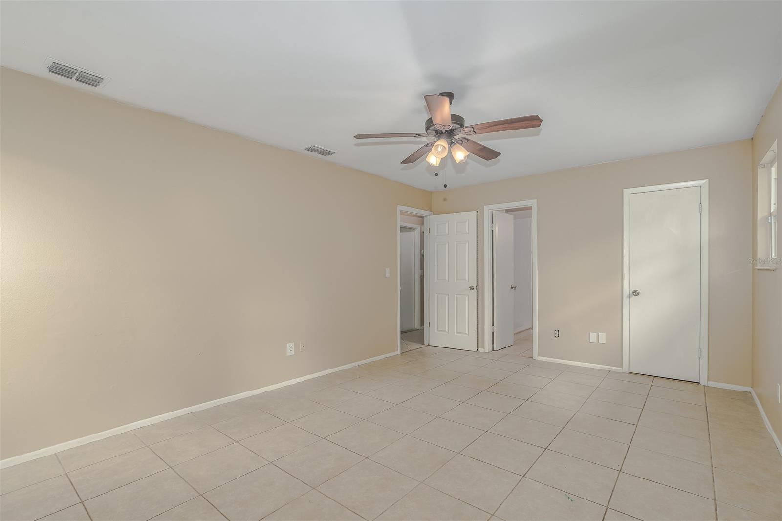 Florida Shores 01 - Residential