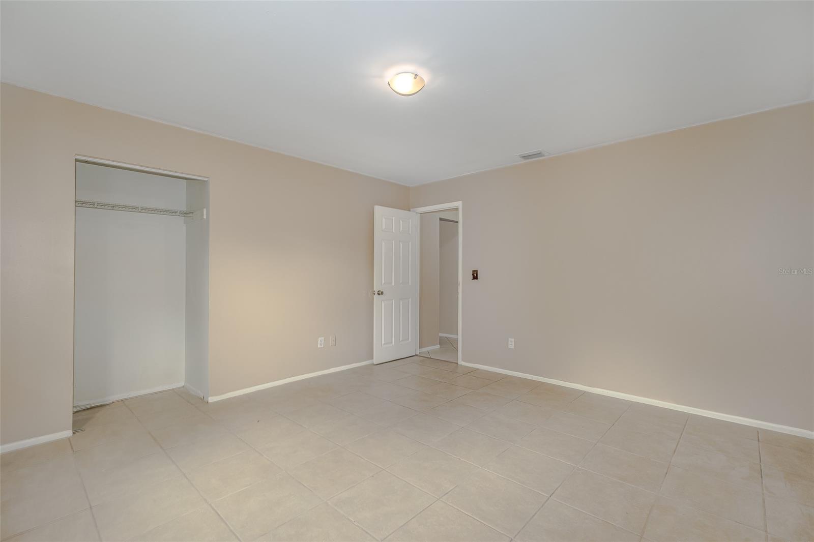 Florida Shores 01 - Residential