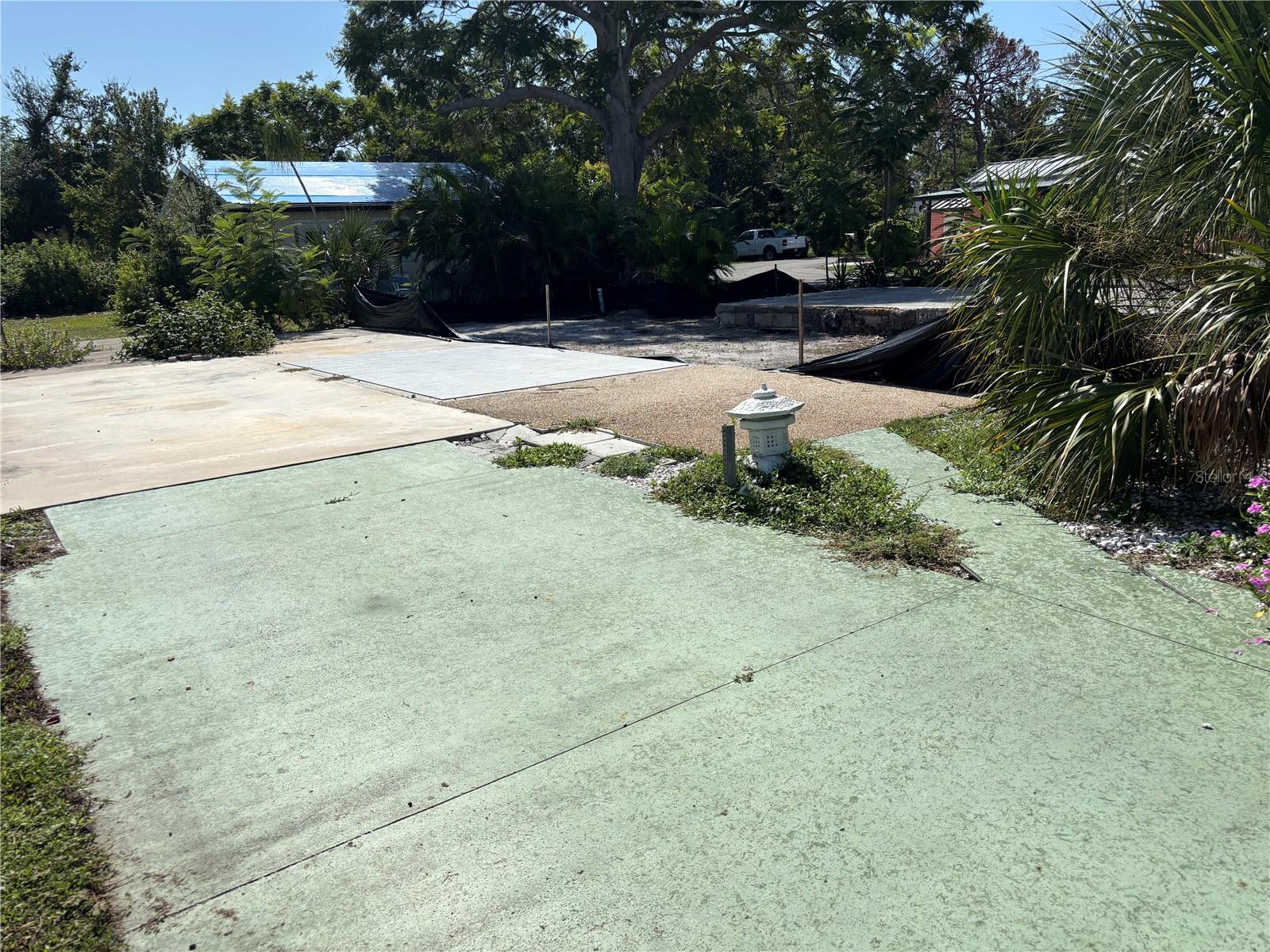 HATCHET CREEK MH PARK - Land