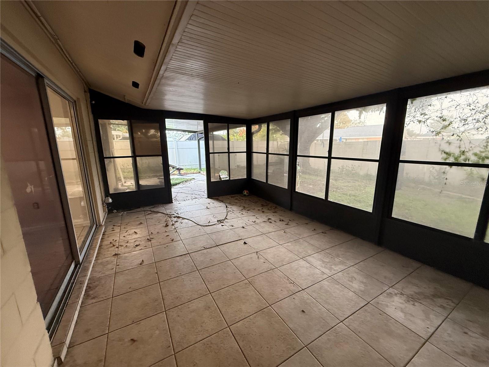 SKY LAKE SOUTHB - Residential