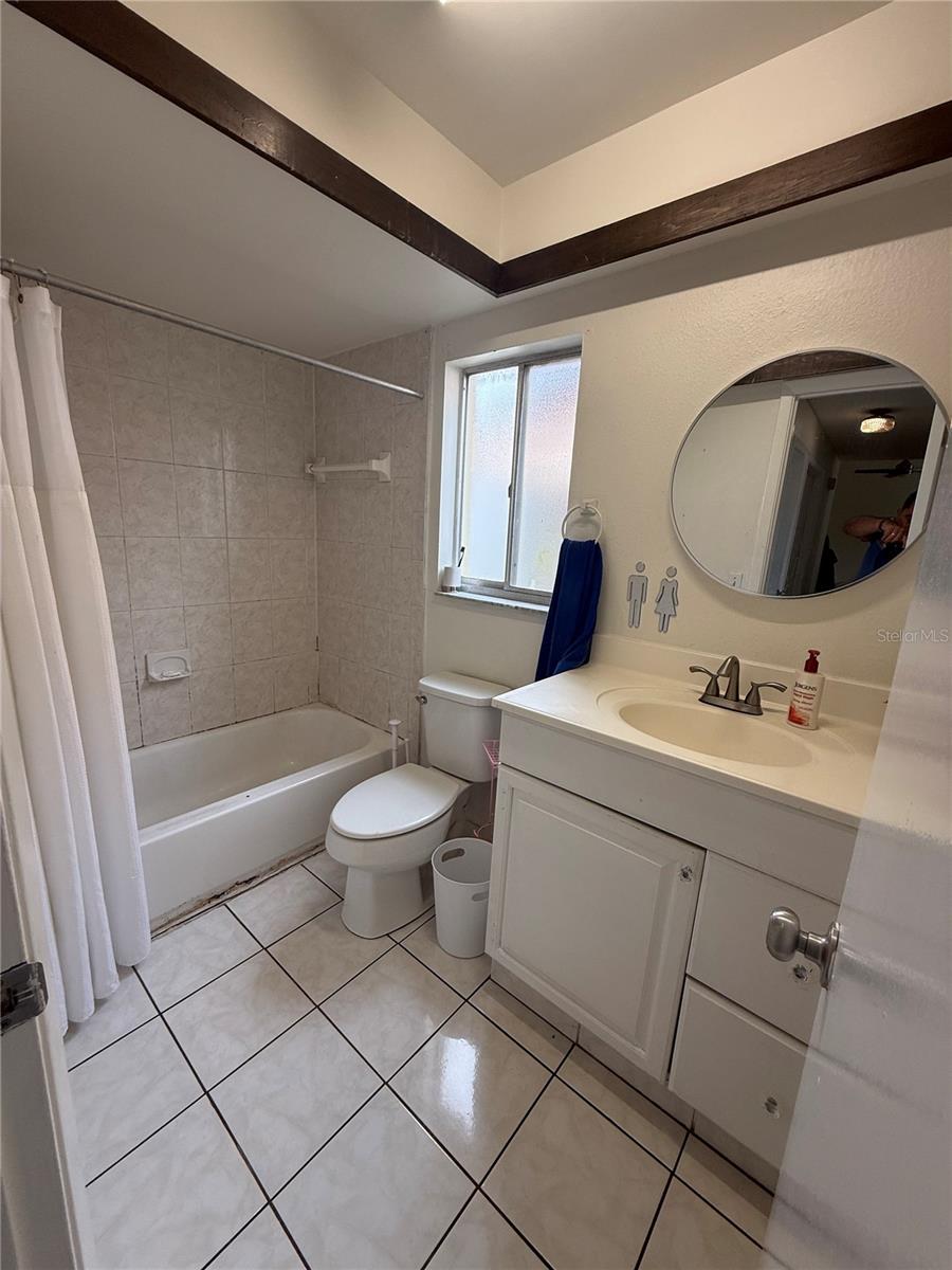 SKY LAKE SOUTHB - Residential