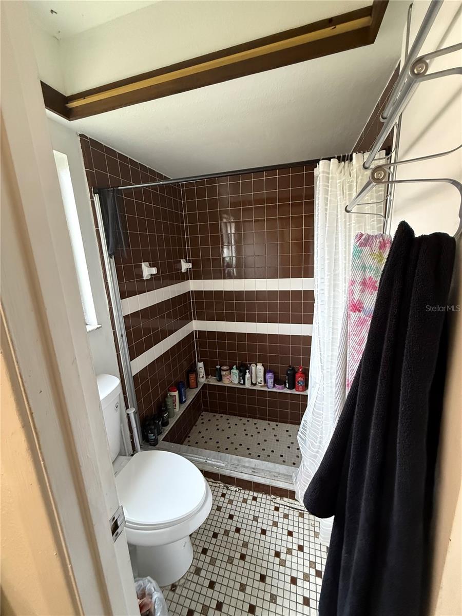 SKY LAKE SOUTHB - Residential