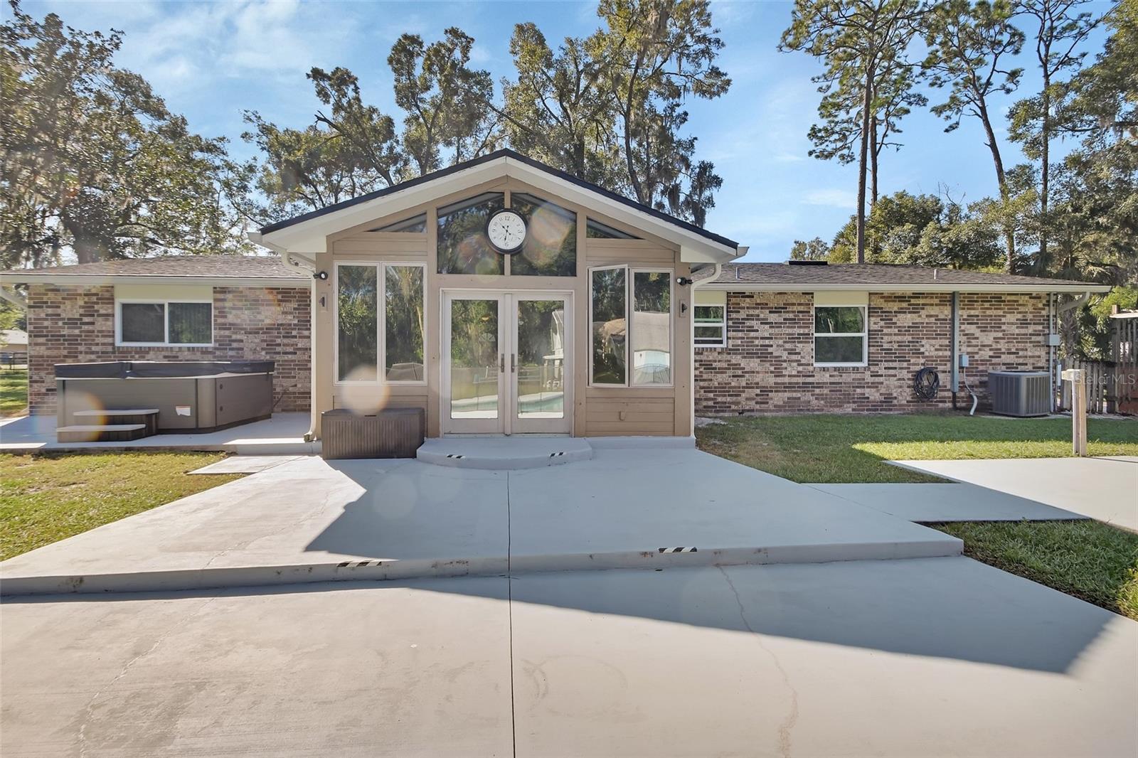 851 W WISCONSIN AVENUE