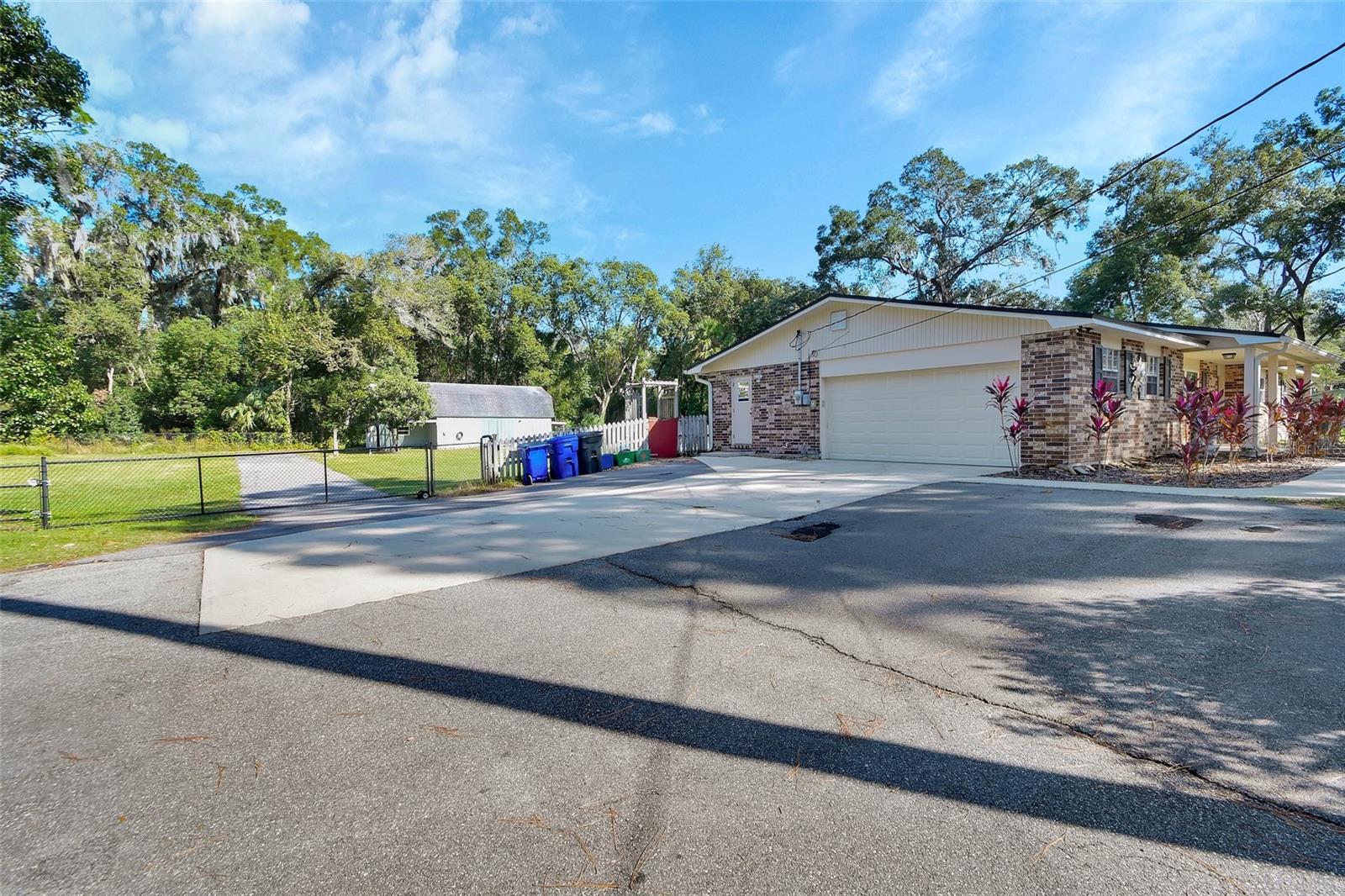 ORANGE CITY DELANDS FARMS - Residential