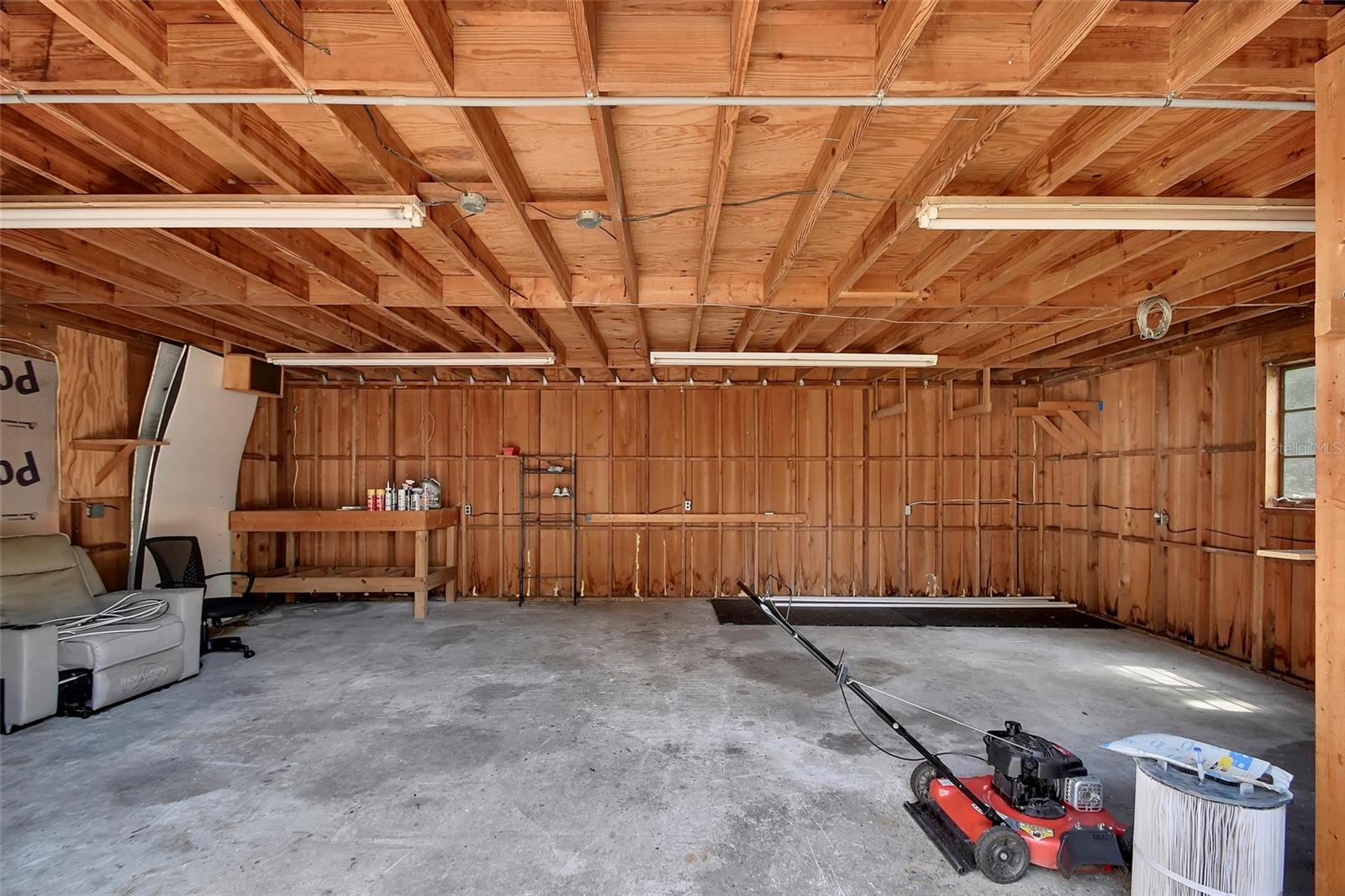 ORANGE CITY DELANDS FARMS - Residential