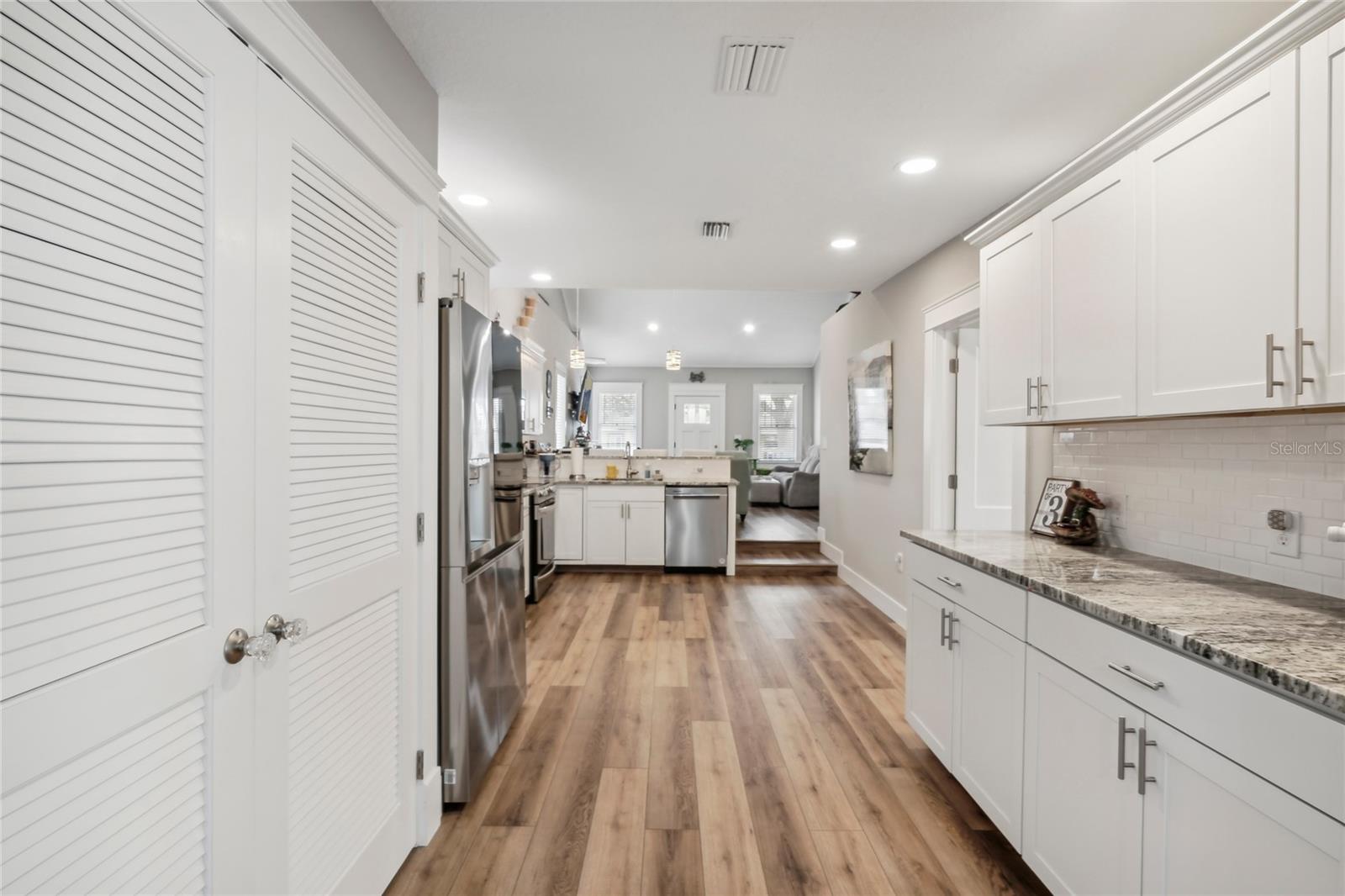 VENICE EDGEWOOD SEC OF - Residential