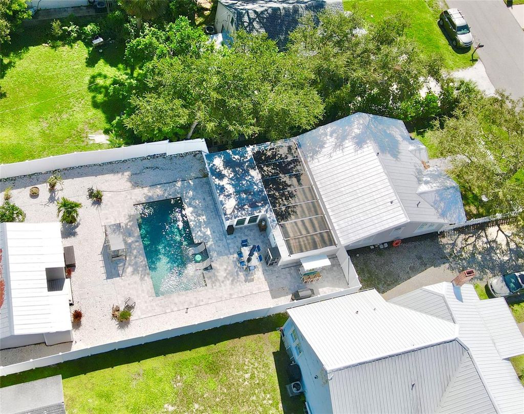 Photo of 721 Myrtle Avenue, Venice, FL 34285 (MLS # A4663095)