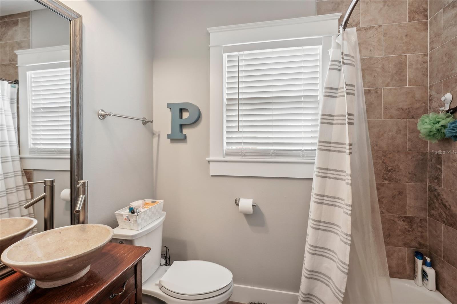 VENICE EDGEWOOD SEC OF - Residential