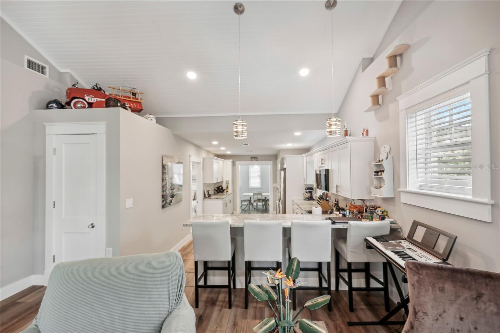 VENICE EDGEWOOD SEC OF - Residential