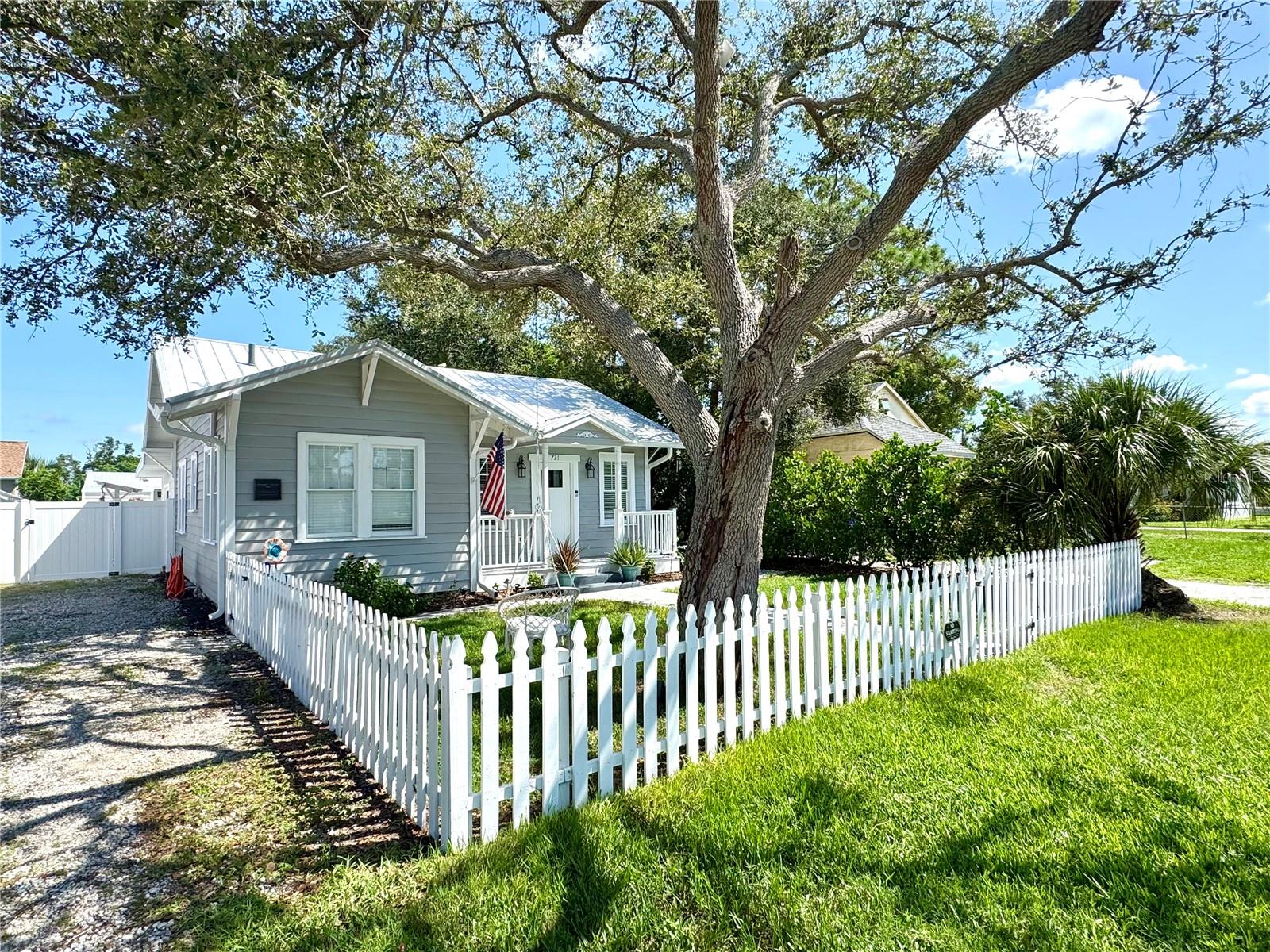VENICE EDGEWOOD SEC OF - Residential