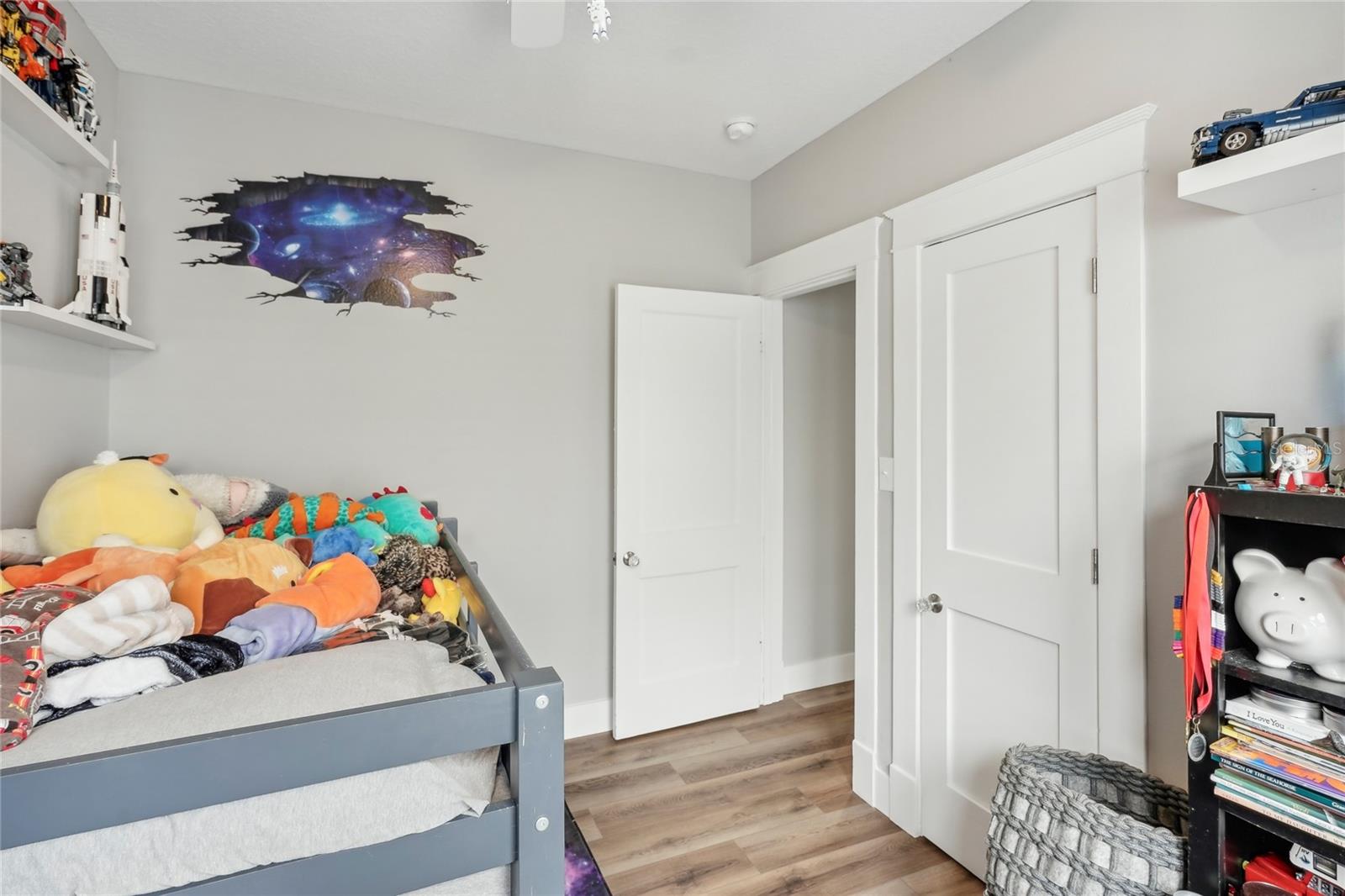 VENICE EDGEWOOD SEC OF - Residential