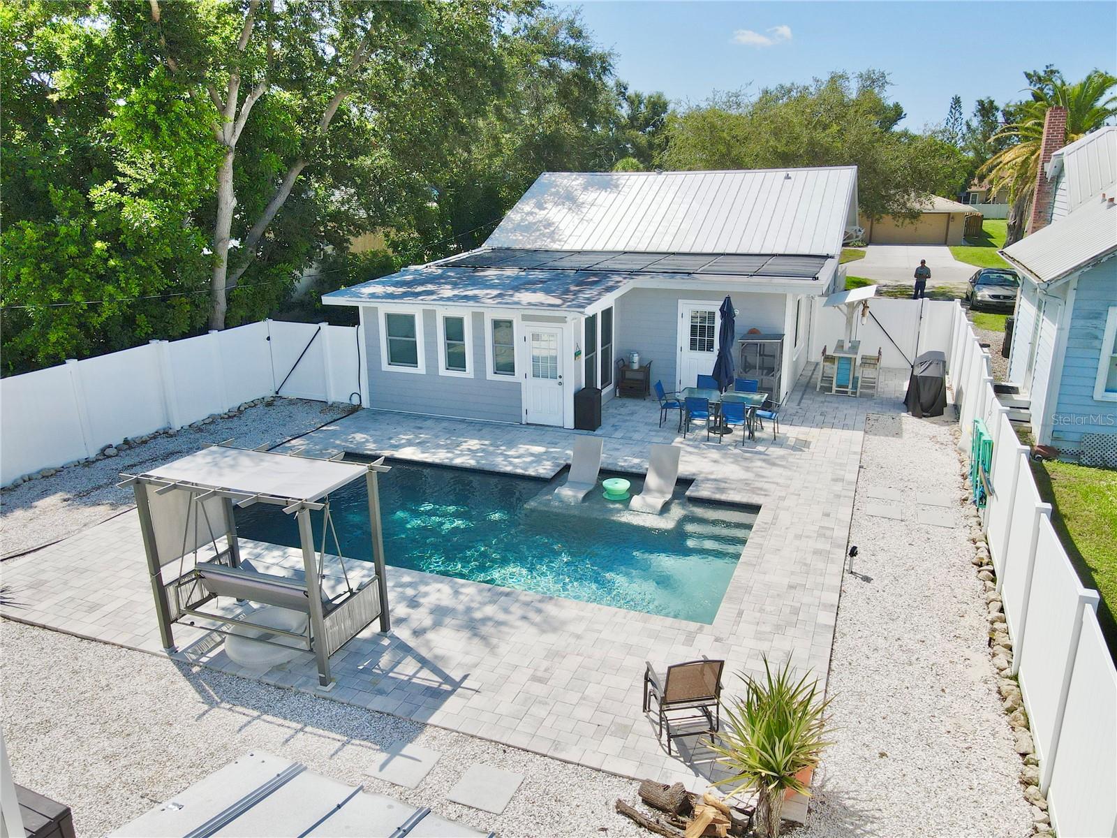 VENICE EDGEWOOD SEC OF - Residential