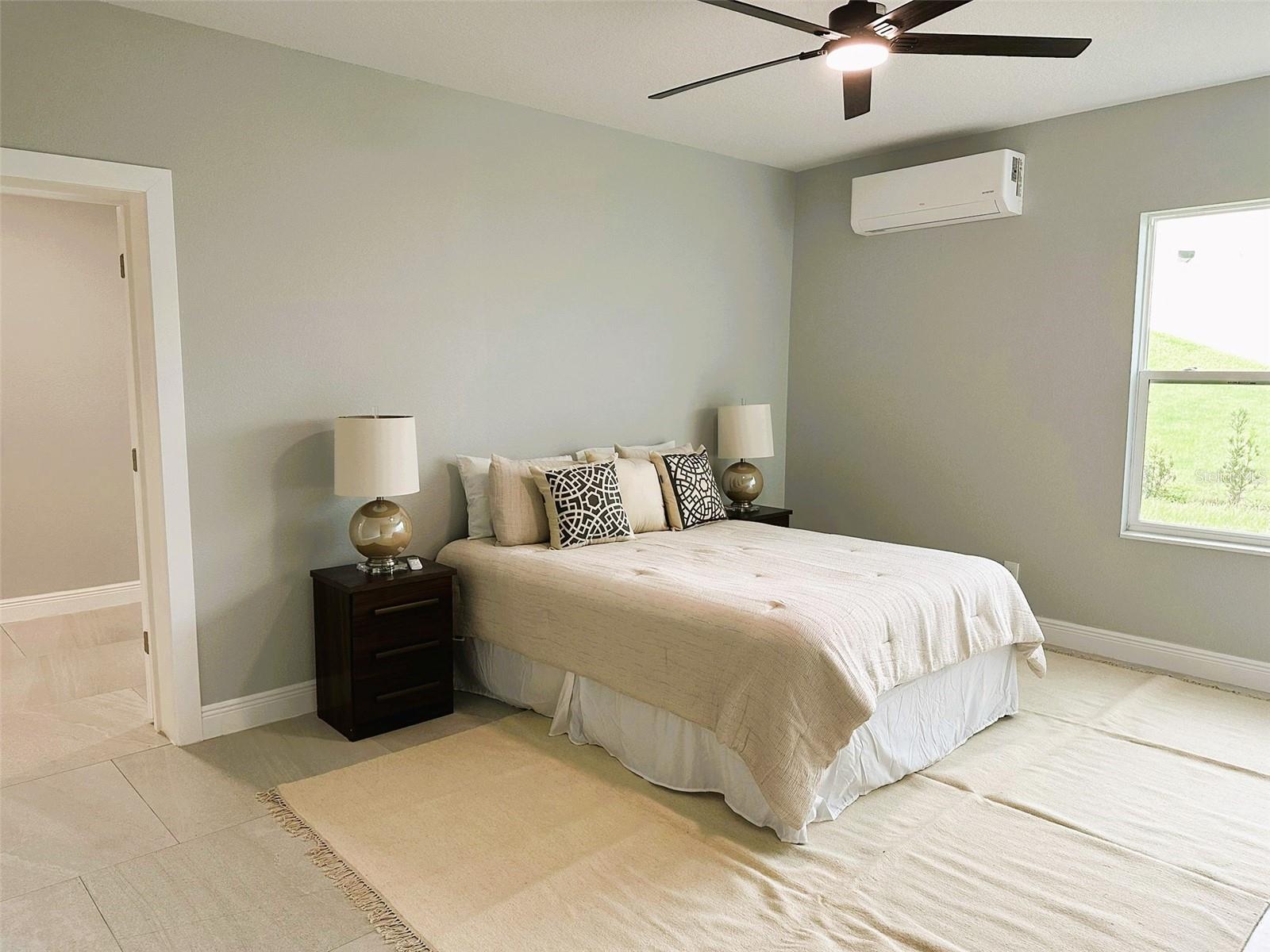 CALABAY PARC AT TOWER LAKE - Residential