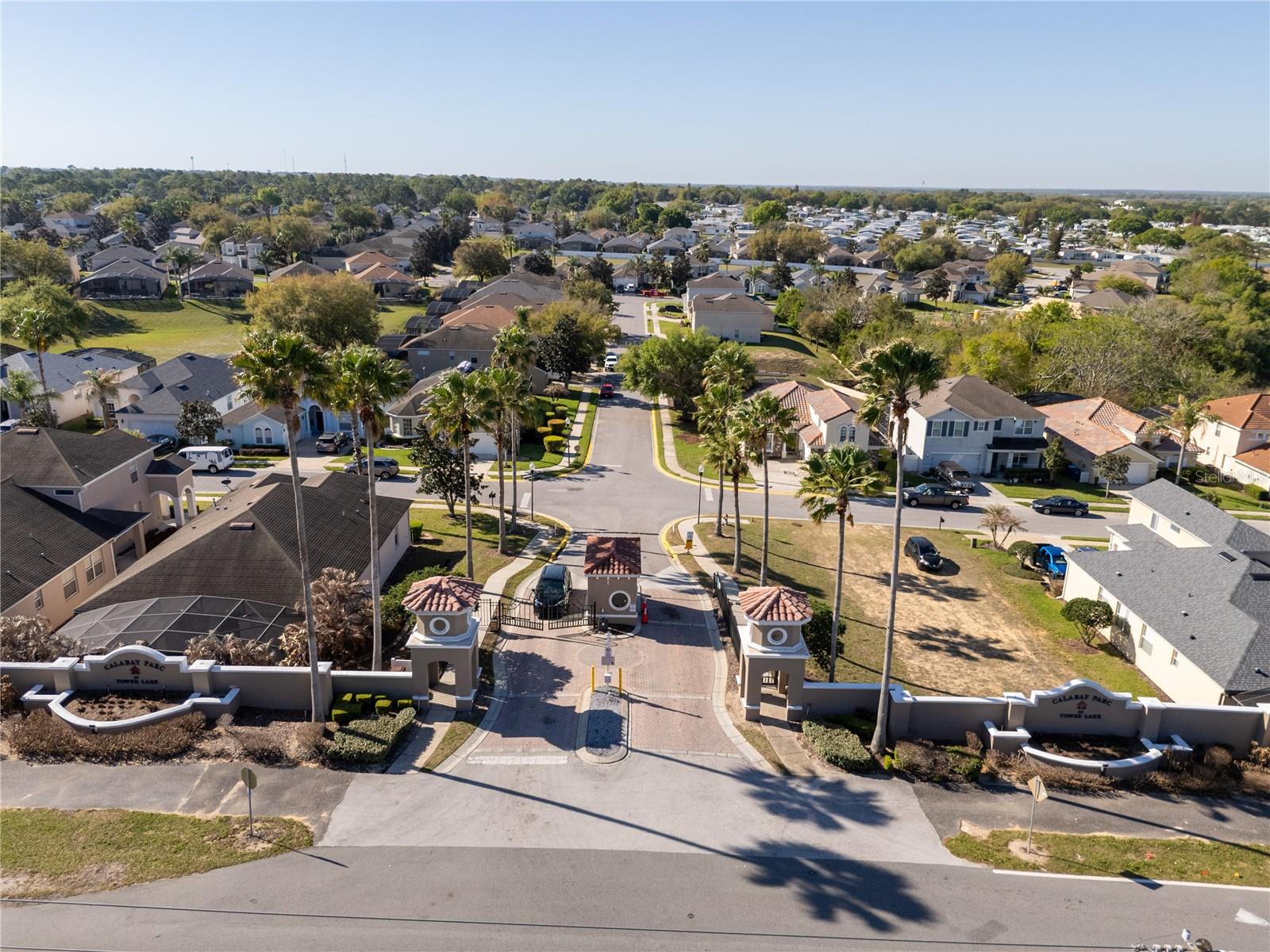 CALABAY PARC AT TOWER LAKE - Residential