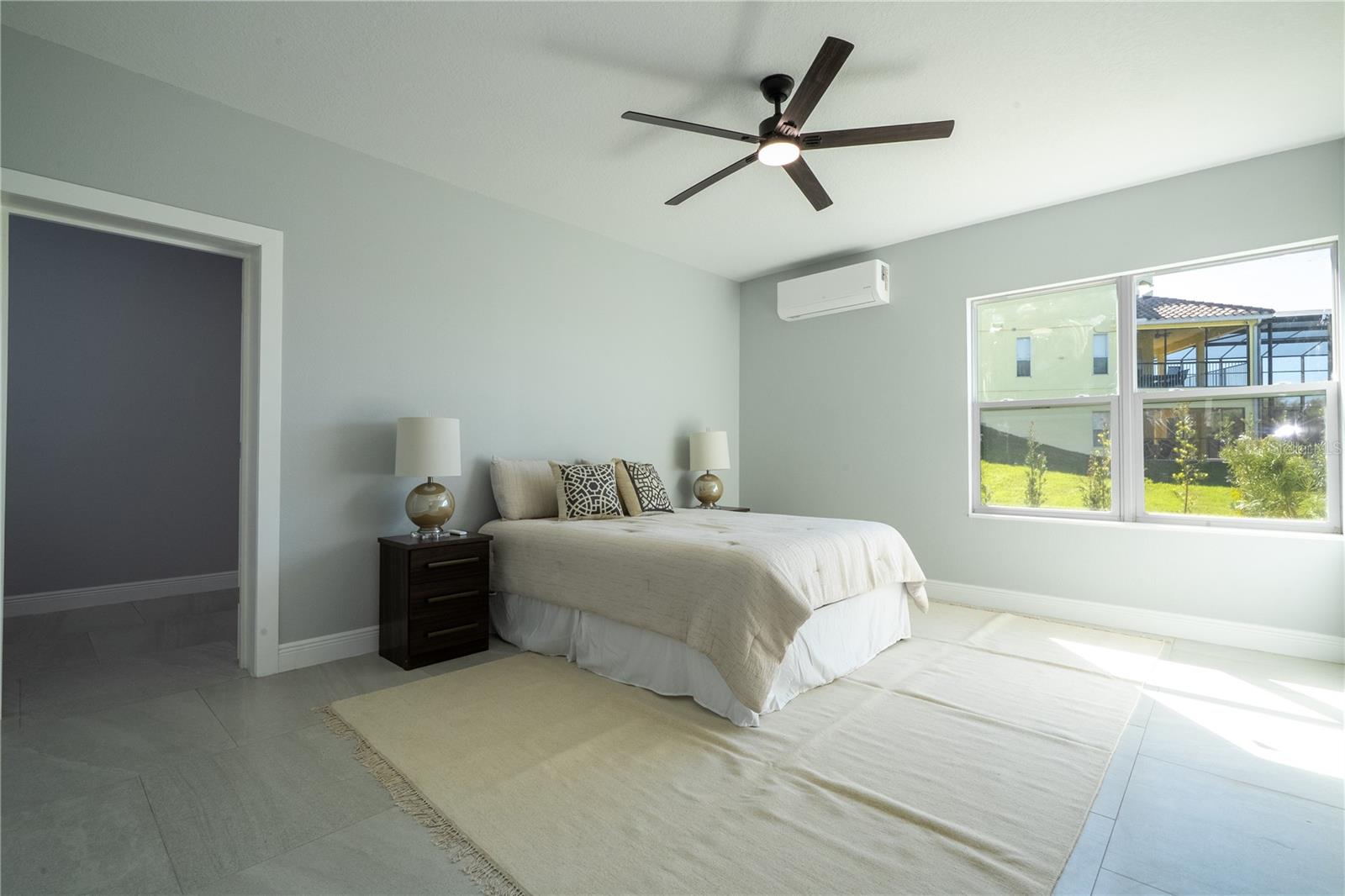 CALABAY PARC AT TOWER LAKE - Residential