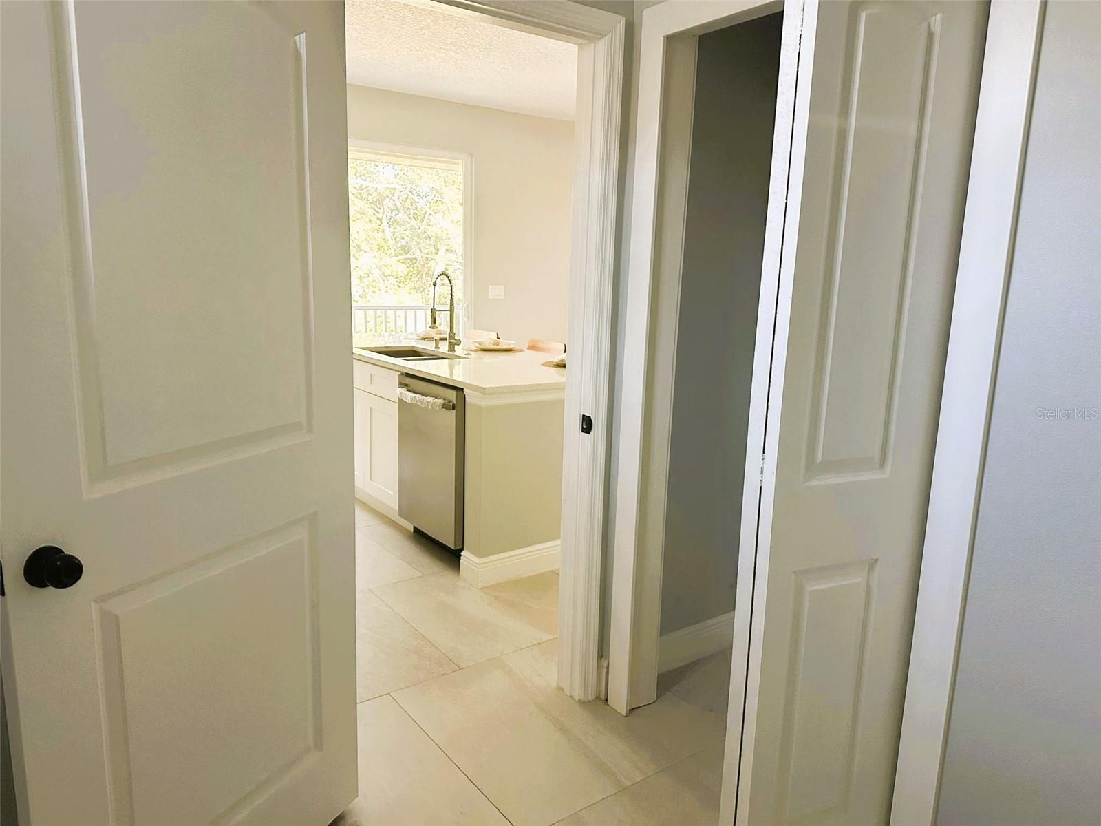 CALABAY PARC AT TOWER LAKE - Residential