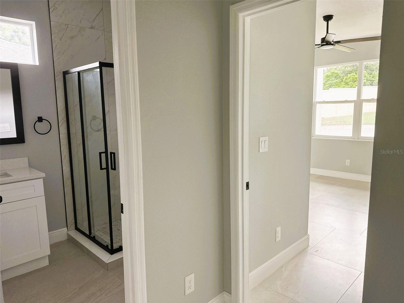 CALABAY PARC AT TOWER LAKE - Residential