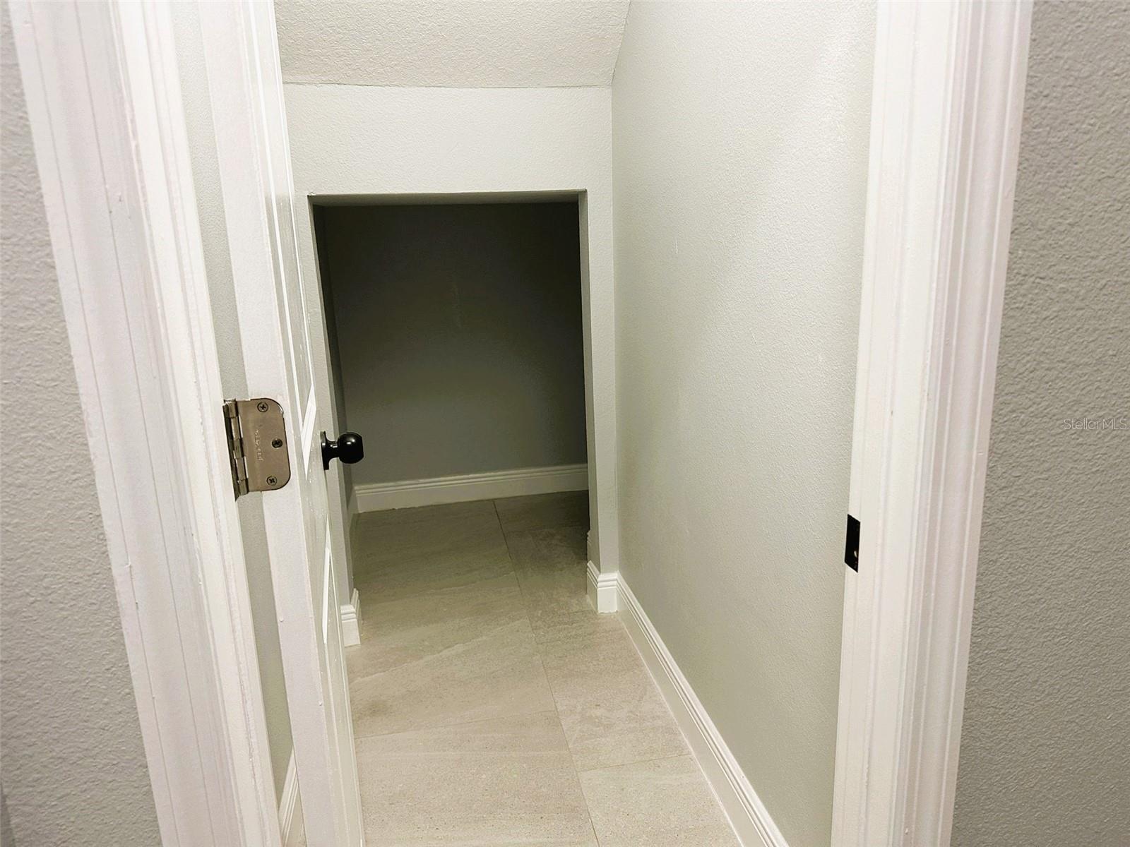 CALABAY PARC AT TOWER LAKE - Residential