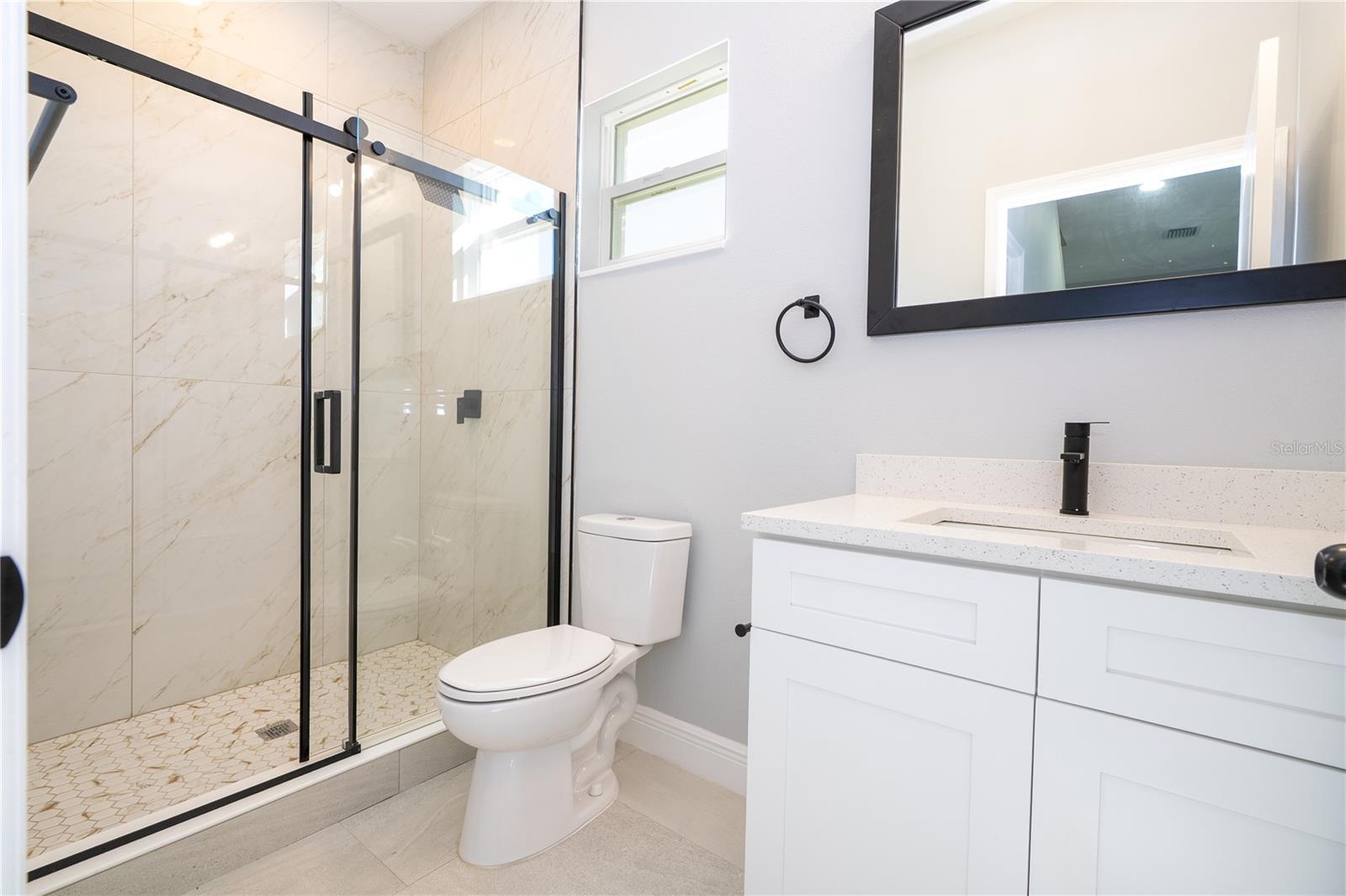 CALABAY PARC AT TOWER LAKE - Residential