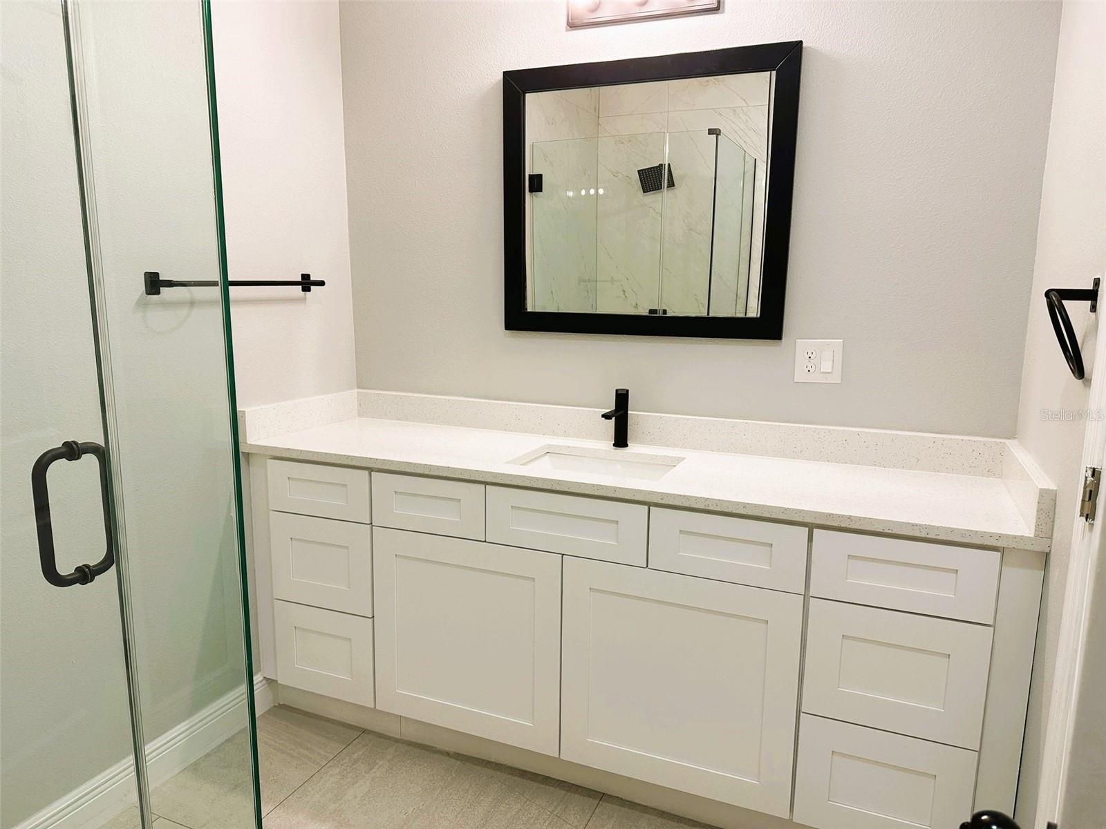 CALABAY PARC AT TOWER LAKE - Residential