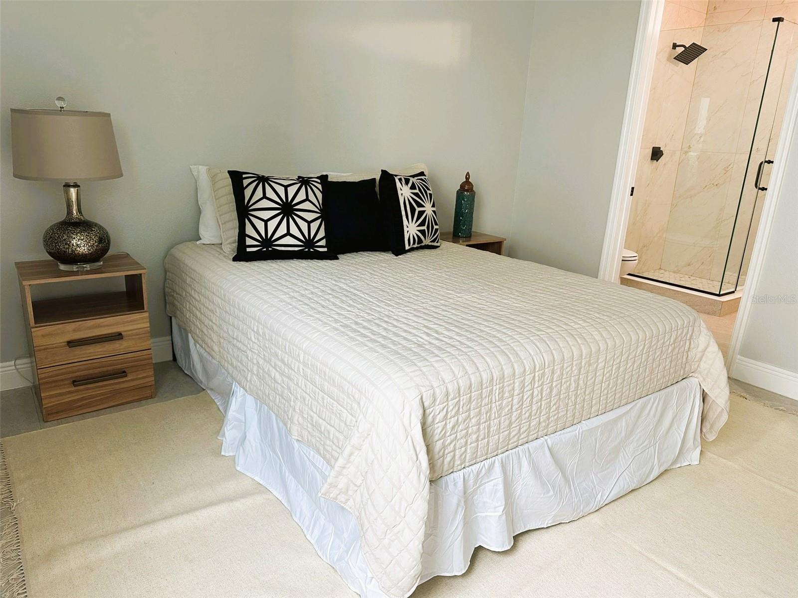 CALABAY PARC AT TOWER LAKE - Residential