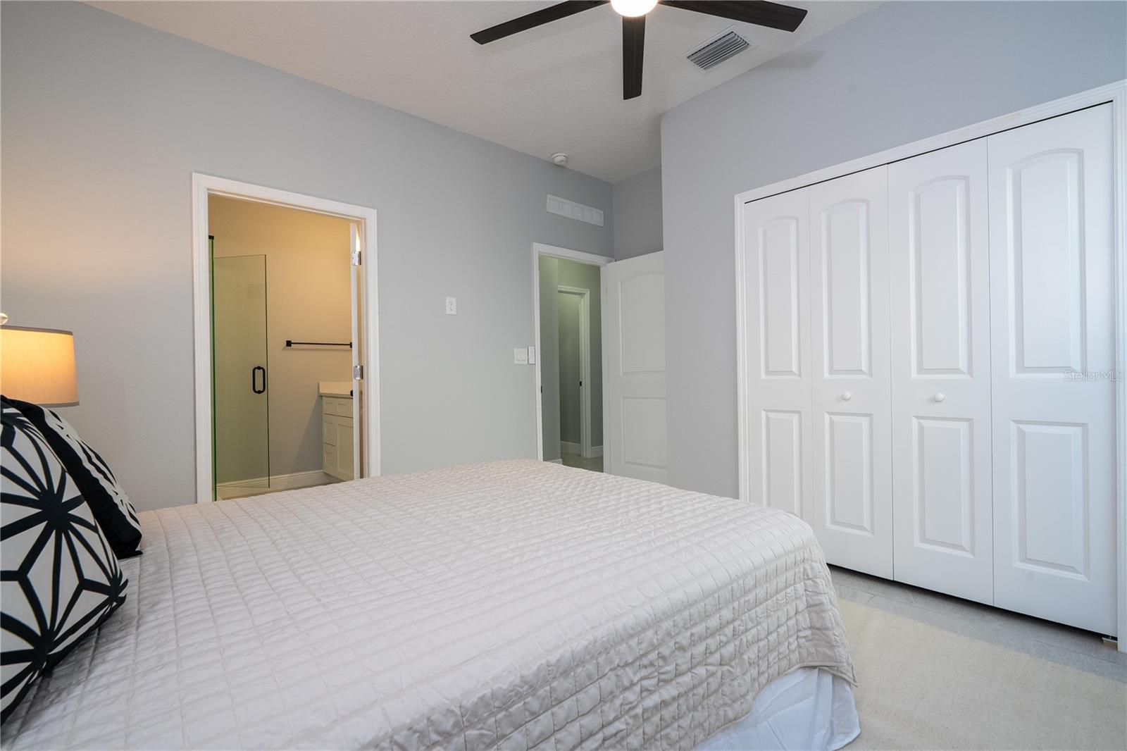 CALABAY PARC AT TOWER LAKE - Residential