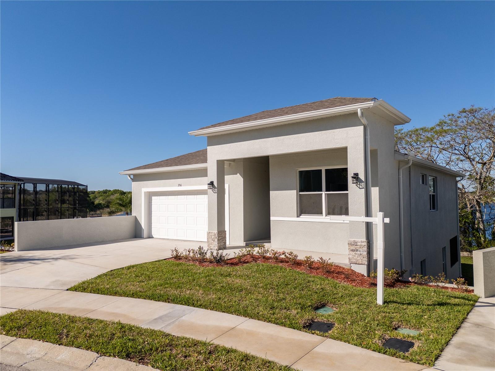 CALABAY PARC AT TOWER LAKE - Residential