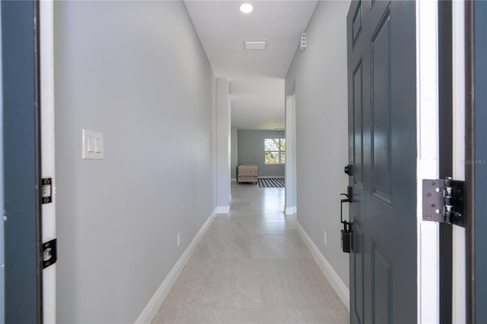 CALABAY PARC AT TOWER LAKE - Residential