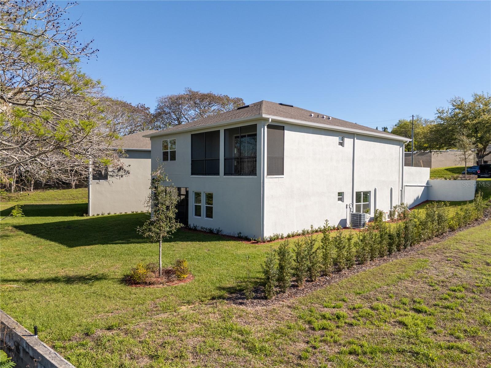 CALABAY PARC AT TOWER LAKE - Residential