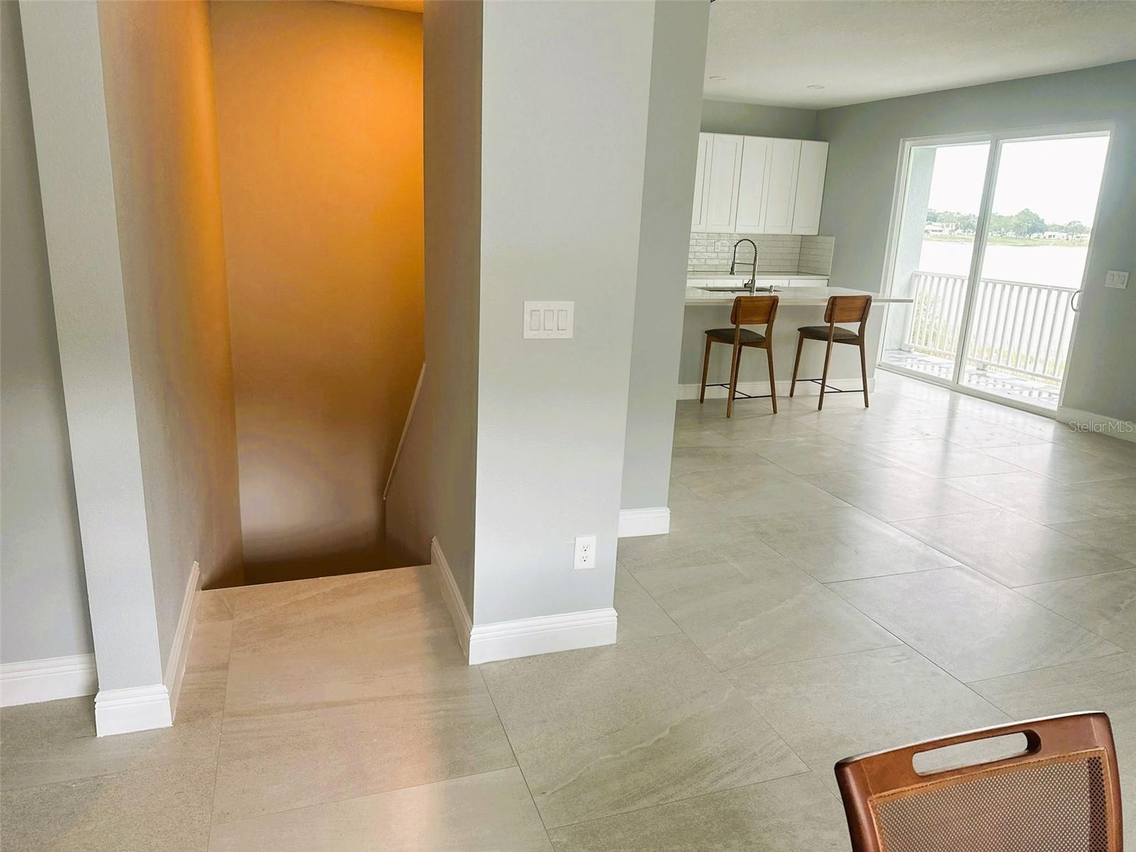 CALABAY PARC AT TOWER LAKE - Residential