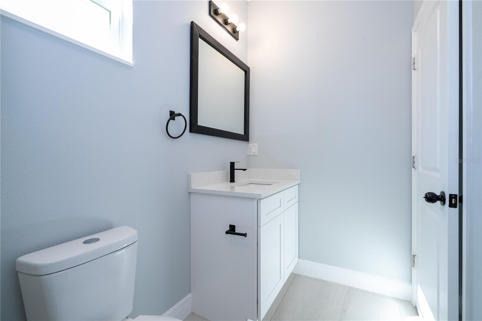 CALABAY PARC AT TOWER LAKE - Residential