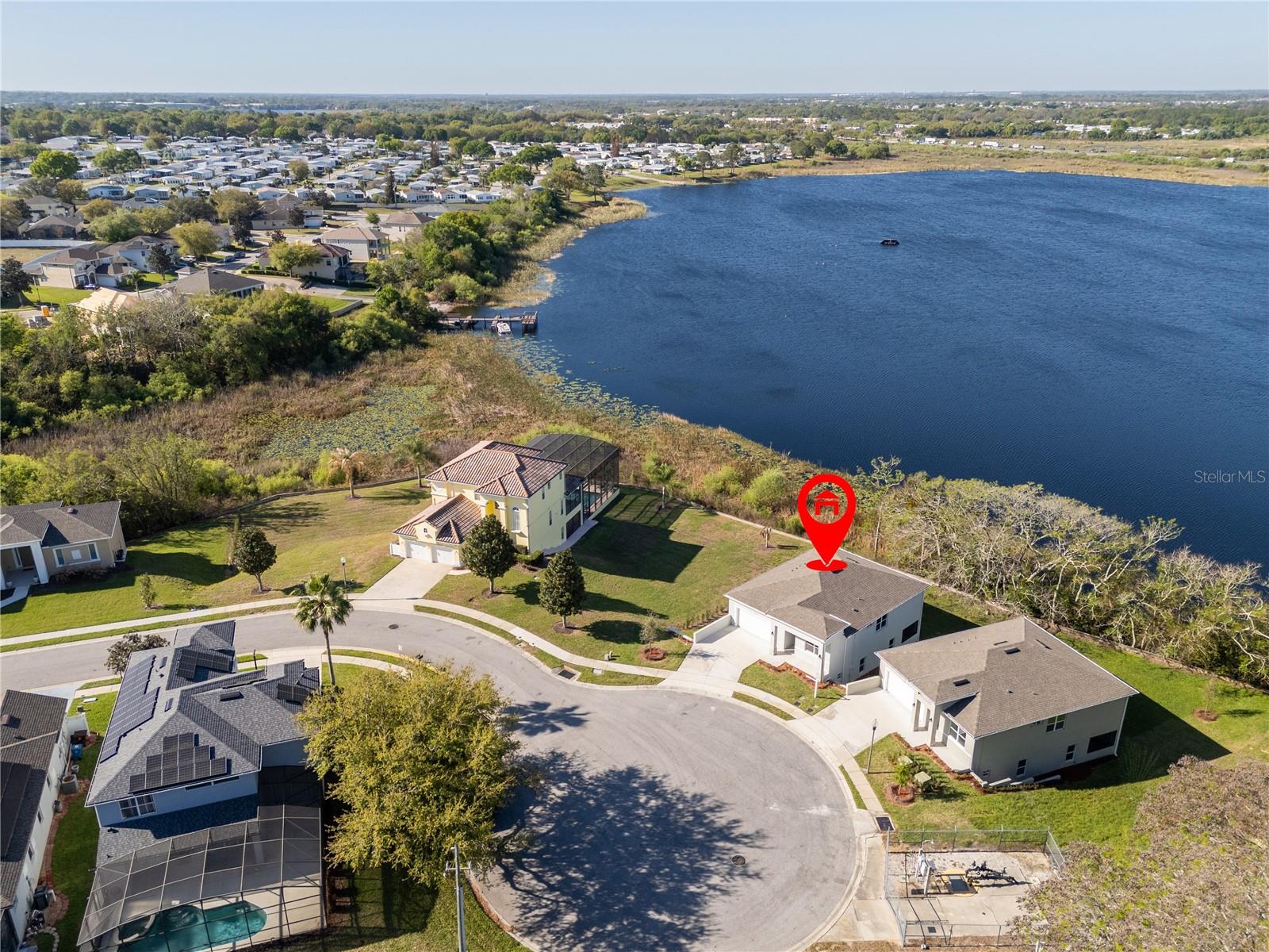 CALABAY PARC AT TOWER LAKE - Residential