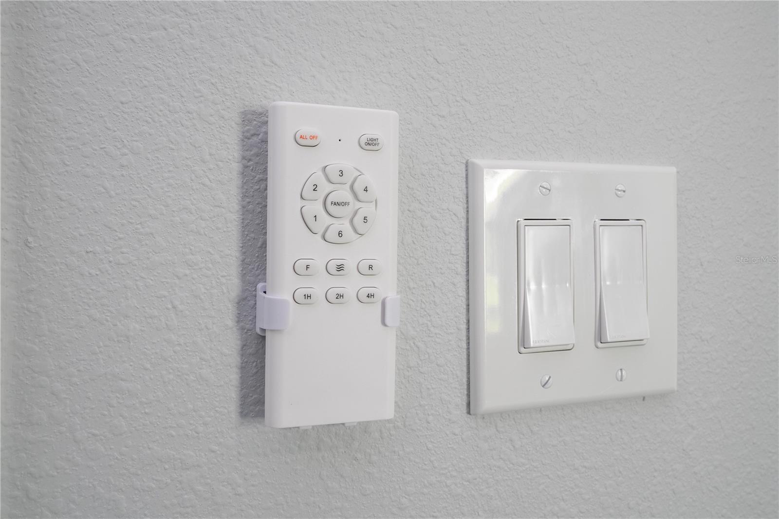 CALABAY PARC AT TOWER LAKE - Residential