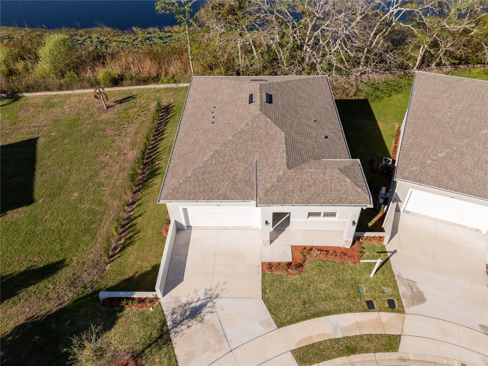 CALABAY PARC AT TOWER LAKE - Residential