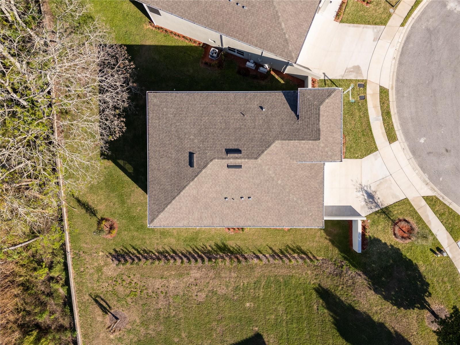 CALABAY PARC AT TOWER LAKE - Residential