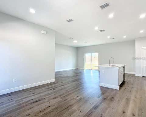 Tiny photo for 10 Dogwood Loop Avenue, Ocala, FL 34472 (MLS # S5152786)