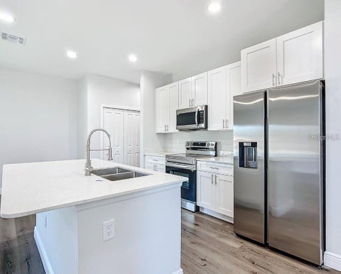 Tiny photo for 10 Dogwood Loop Avenue, Ocala, FL 34472 (MLS # S5152786)