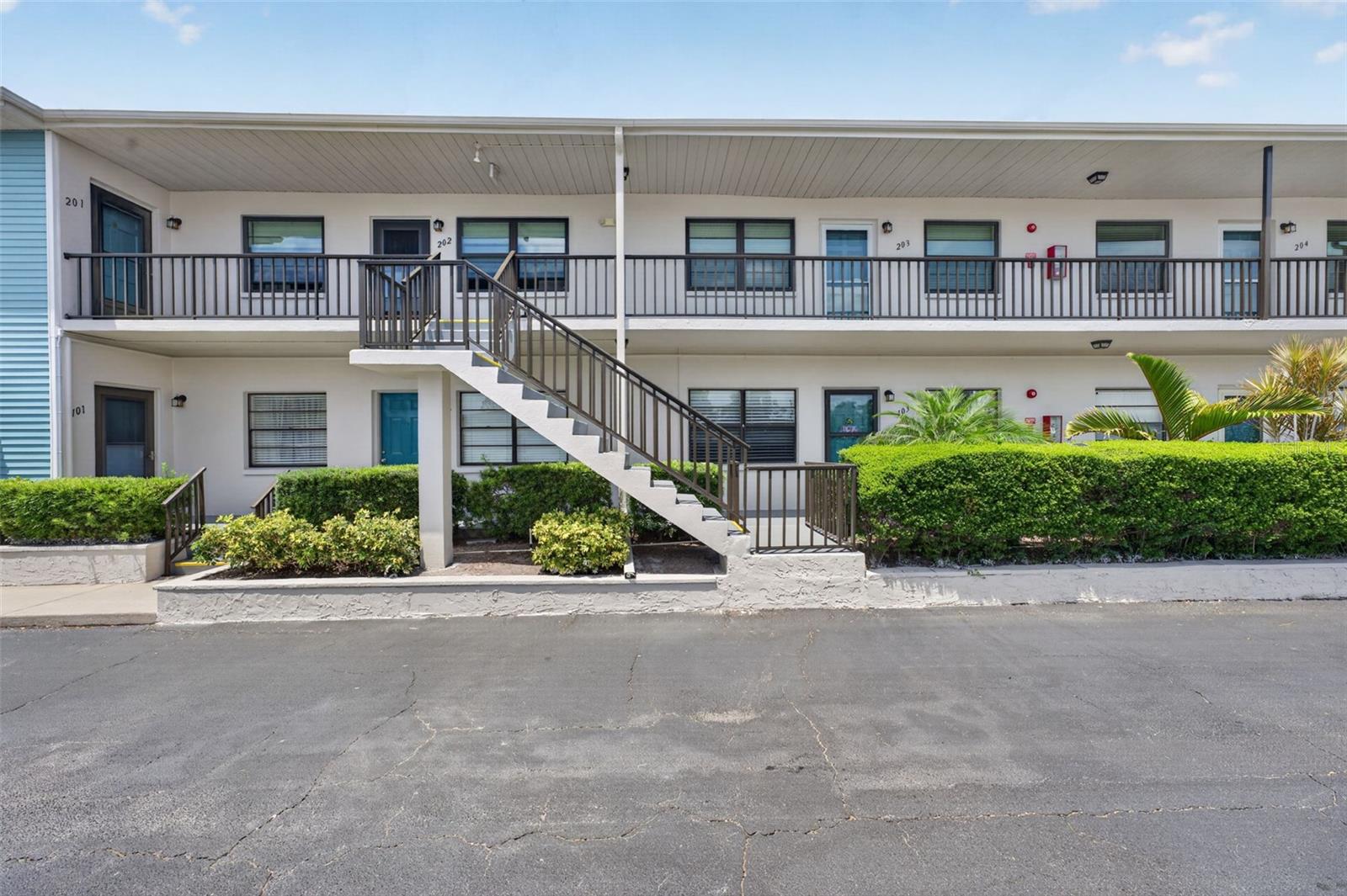 TERRACE PARK OF FIVE TOWNS - Residential