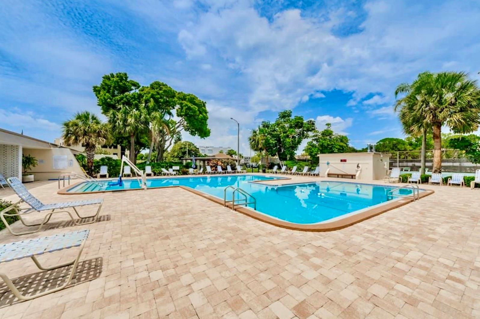 TERRACE PARK OF FIVE TOWNS - Residential