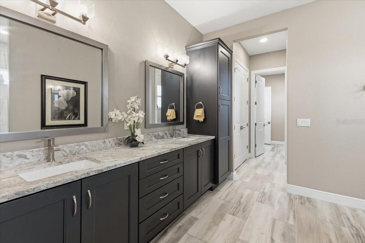 SOUTH GULF COVE - Residential