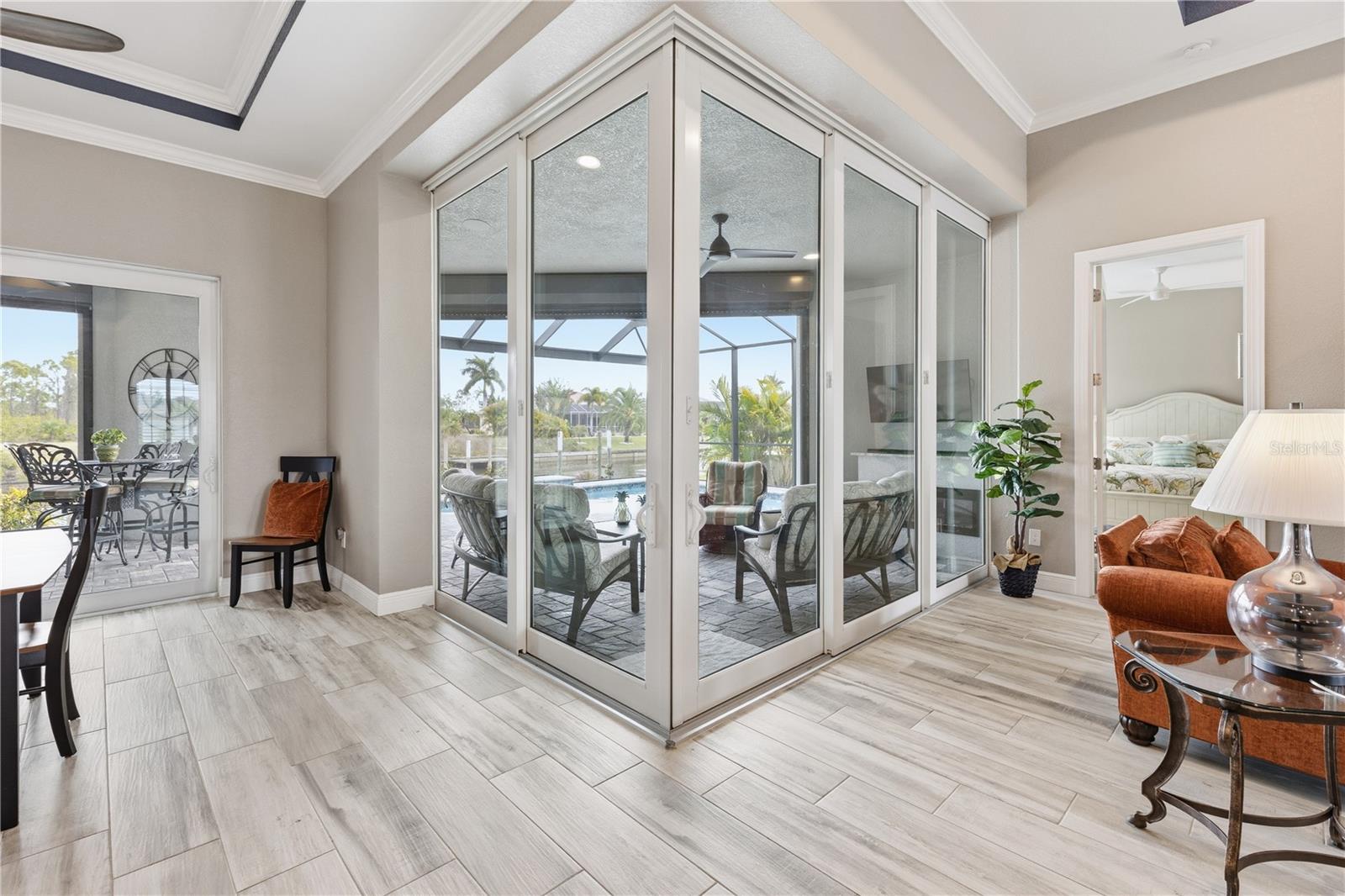 SOUTH GULF COVE - Residential