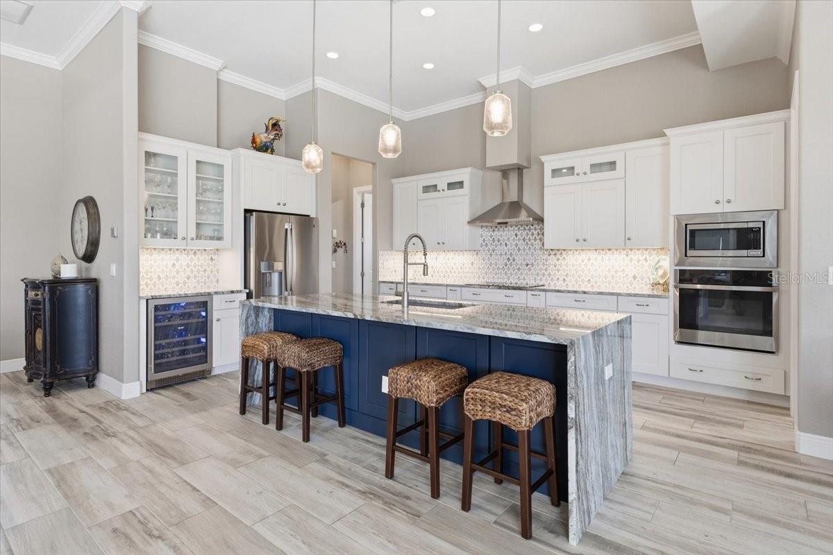 SOUTH GULF COVE - Residential