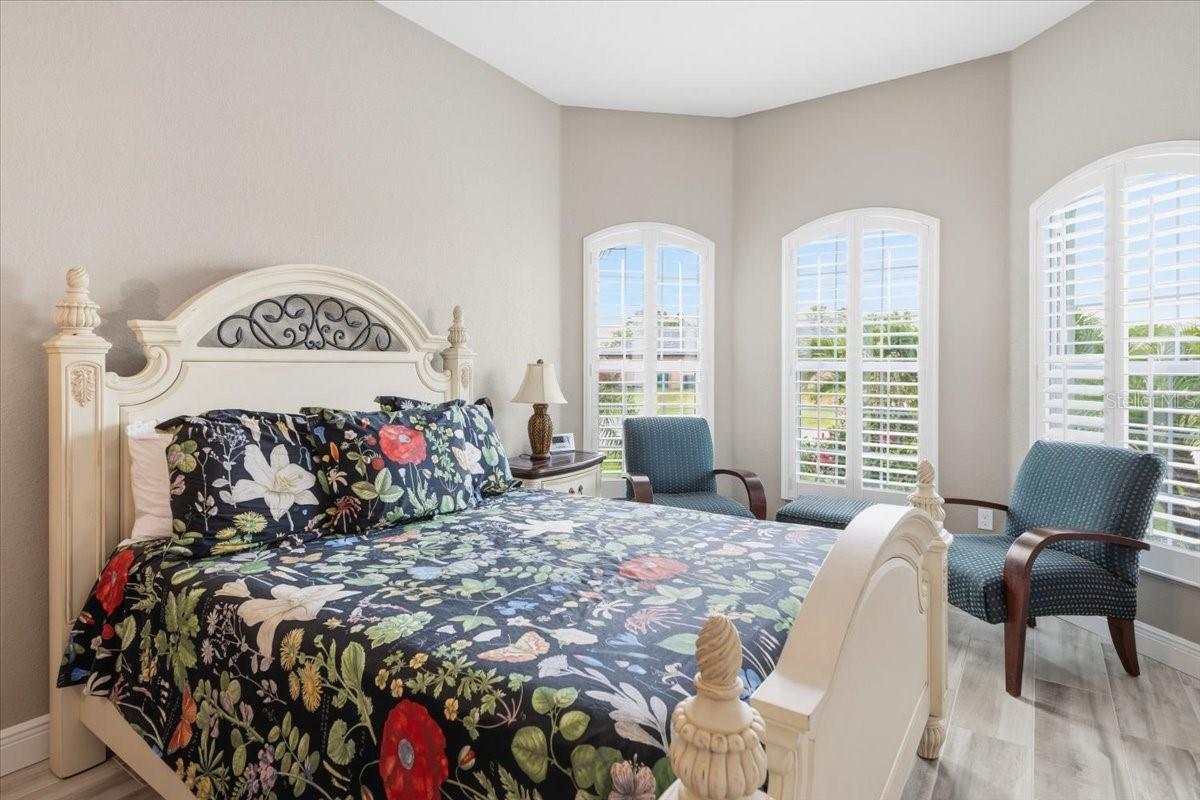 SOUTH GULF COVE - Residential