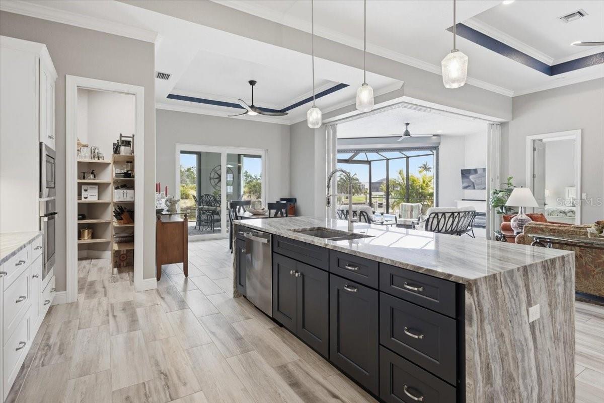 SOUTH GULF COVE - Residential