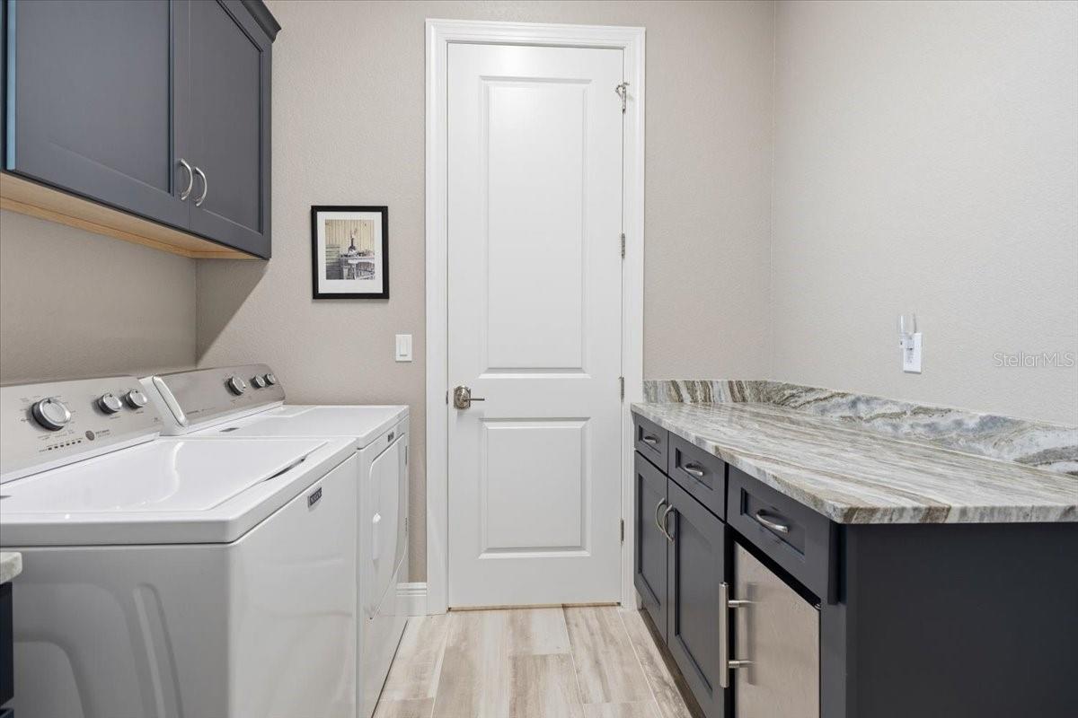 SOUTH GULF COVE - Residential