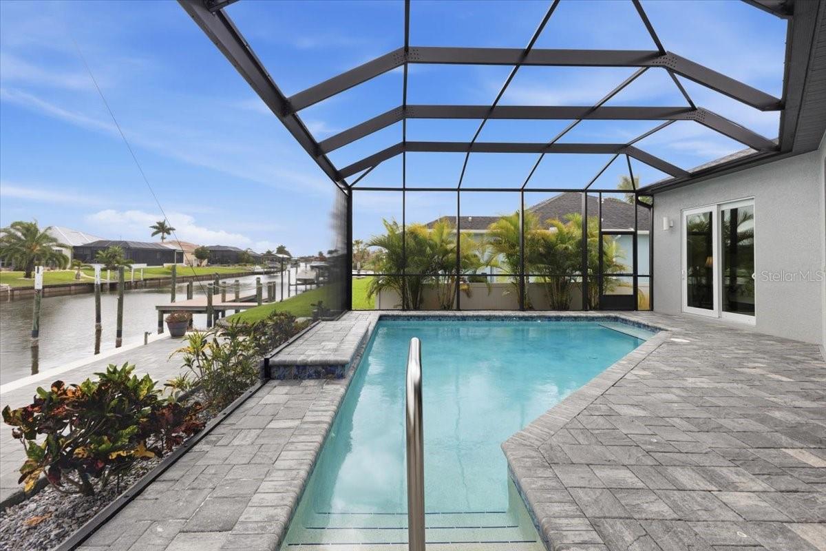 SOUTH GULF COVE - Residential