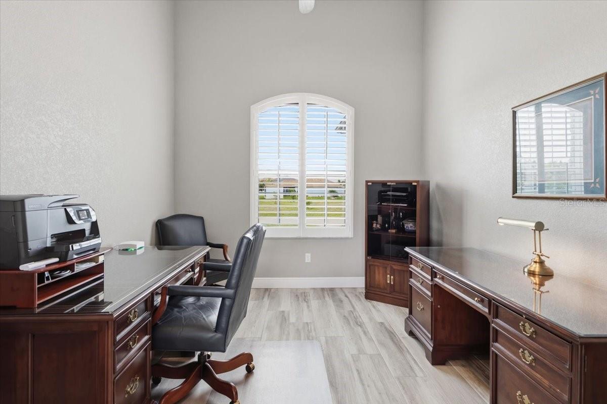 SOUTH GULF COVE - Residential